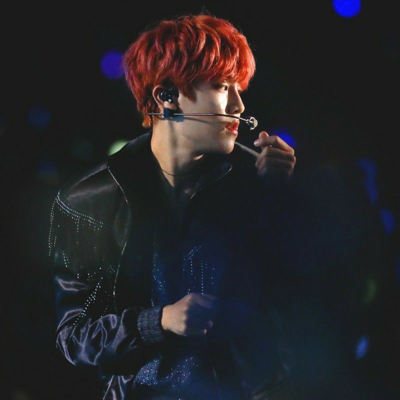 A moment captured by Park Woojin (AB6IX)'s fan