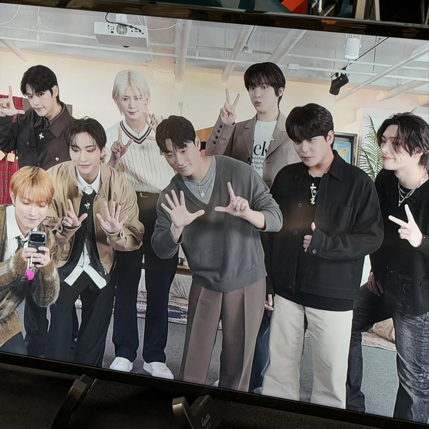 Latest photo of Seonghwa (ATEEZ)