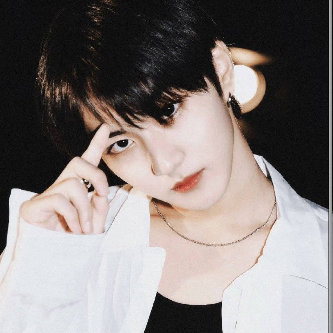 Recent activity shot of Jungwon (ENHYPEN)