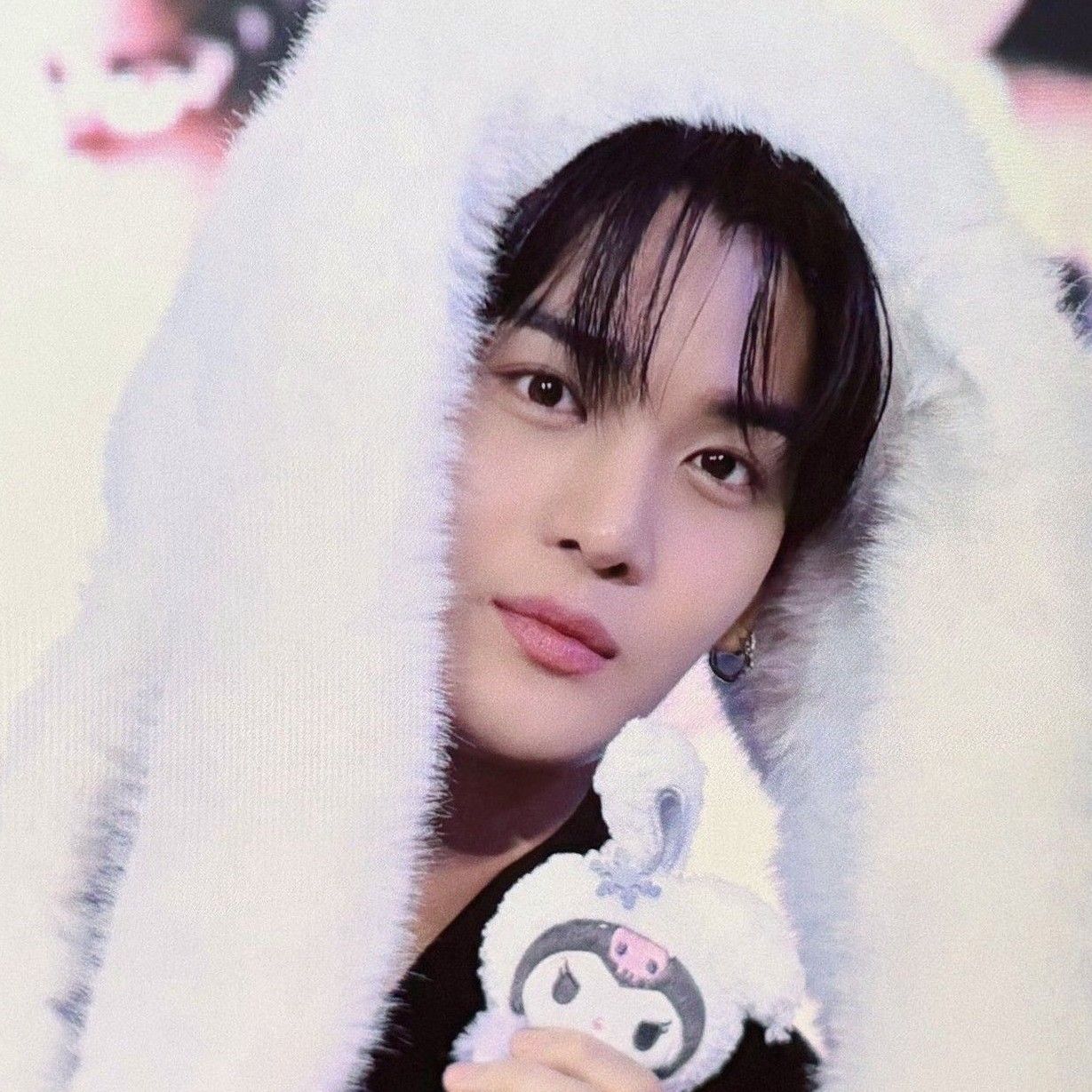 Potret di balik layar Bae Jinyoung