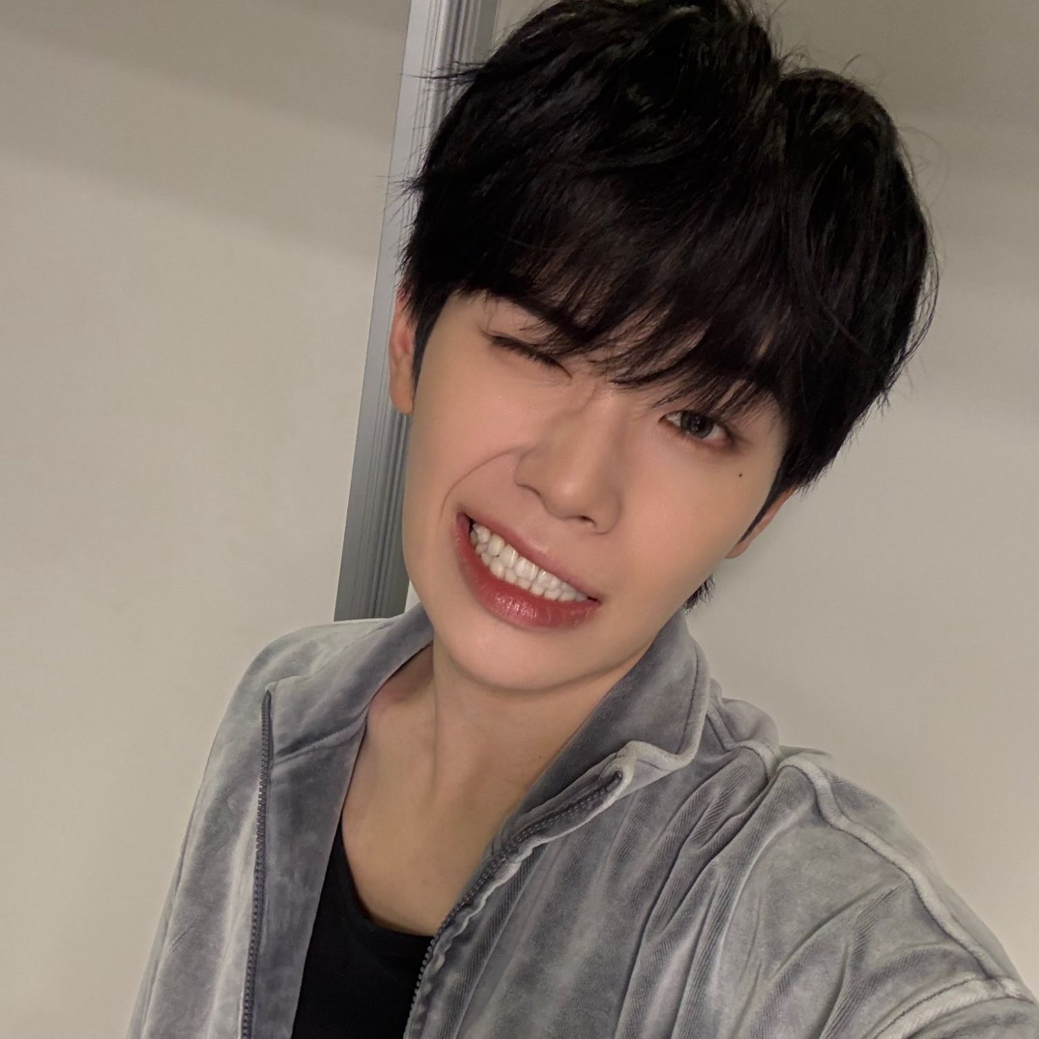 Behind-the-scenes cut of Kim Taerae (ZEROBASEONE)