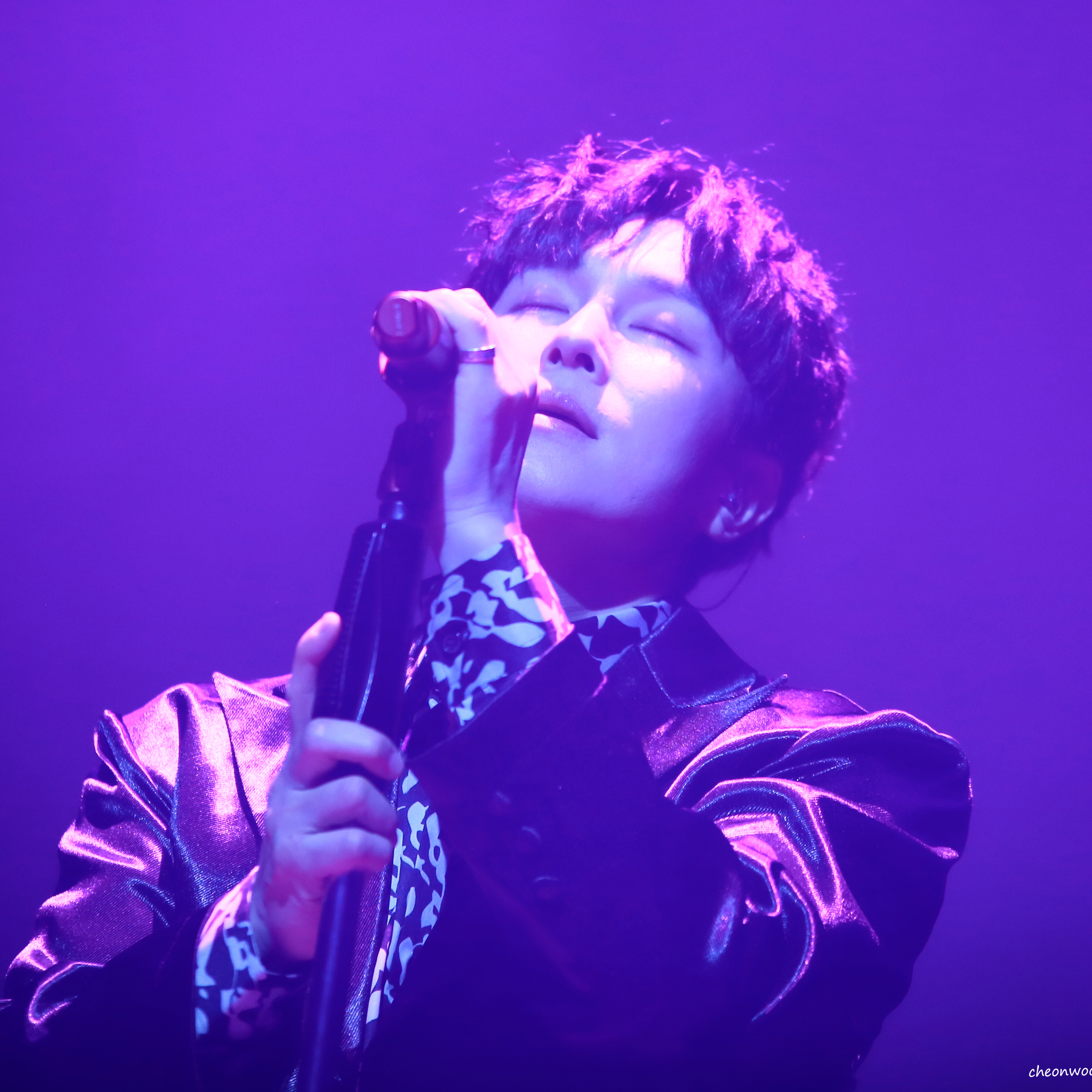 Latest photo of Kim Dongwan (SHINHWA)