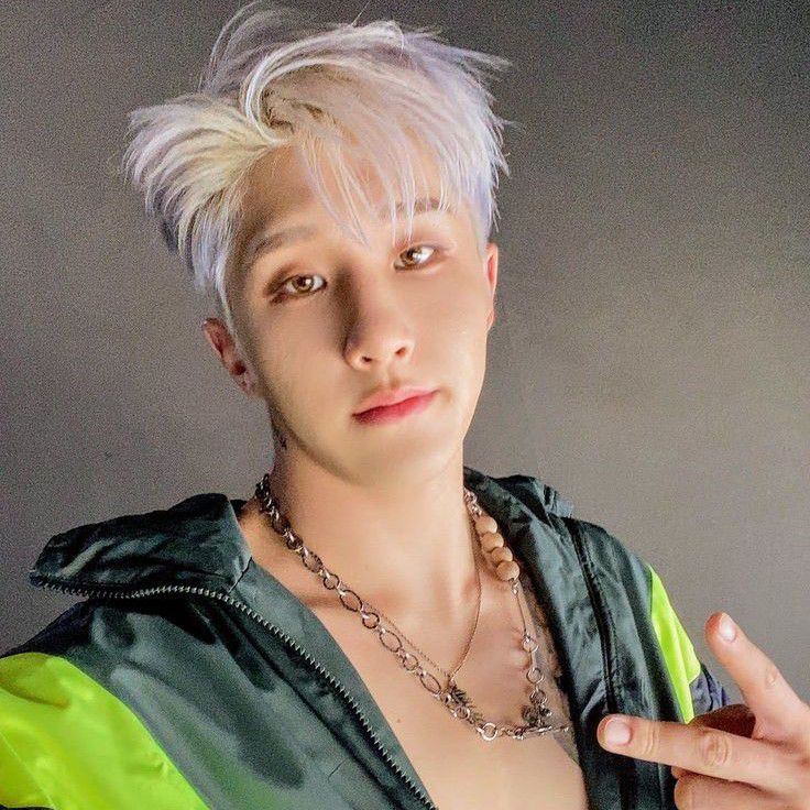 Latest photo of Jinjin (ASTRO)