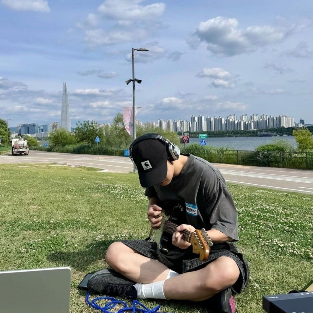 Recent activity shot of Chanyeol (EXO)