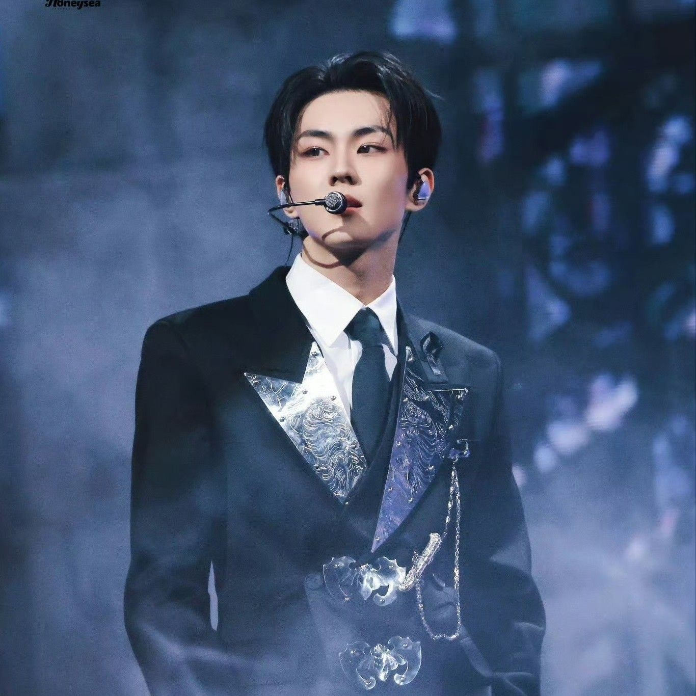 Recent activity shot of Jungwon (ENHYPEN)