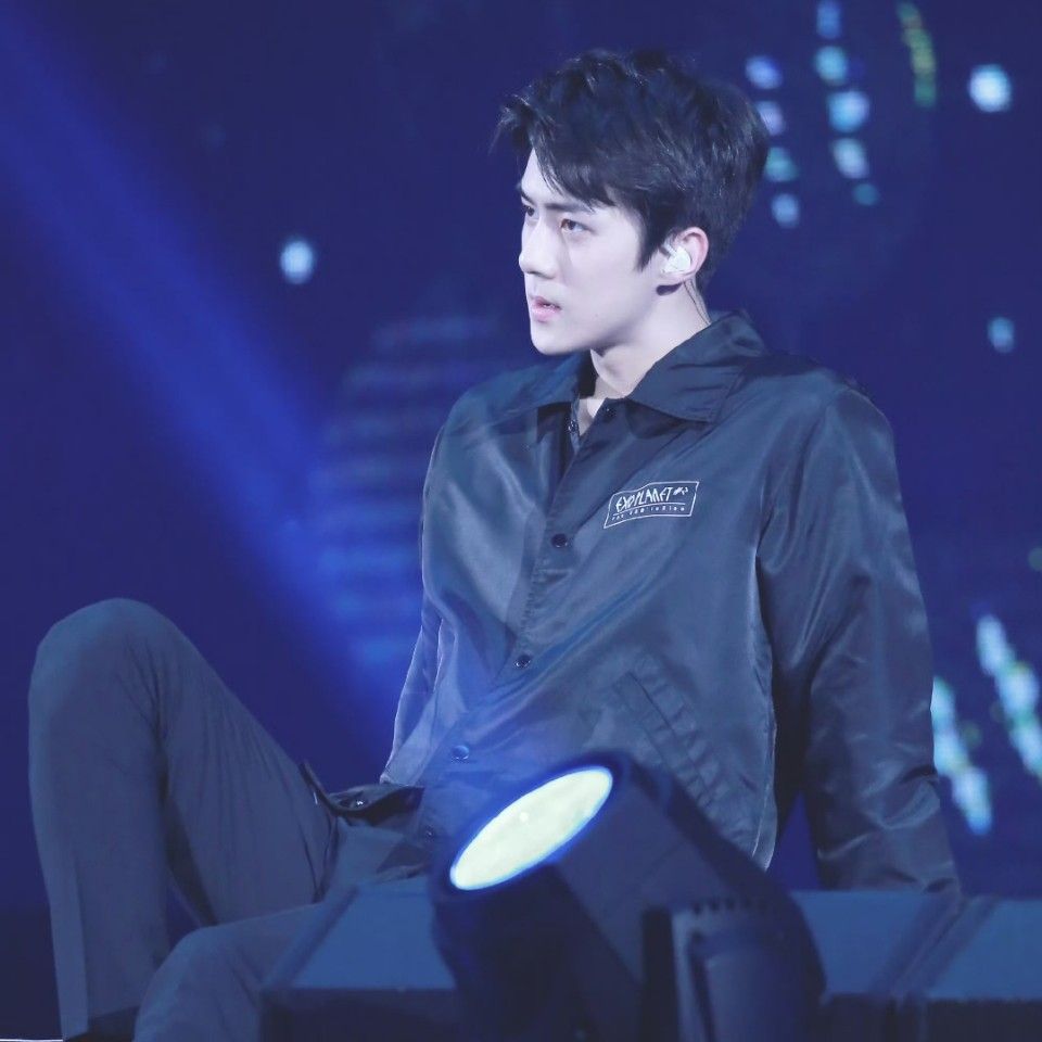 세훈 (EXO)의 비하인드 컷