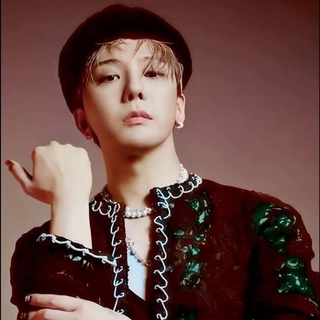 Behind-the-scenes cut of G-DRAGON (BIGBANG)