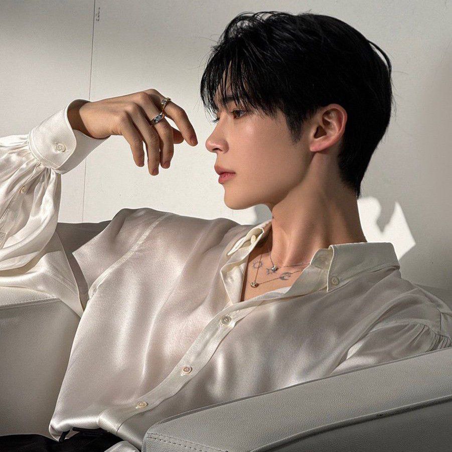 A moment captured by Sung Hanbin (ZEROBASEONE)'s fan