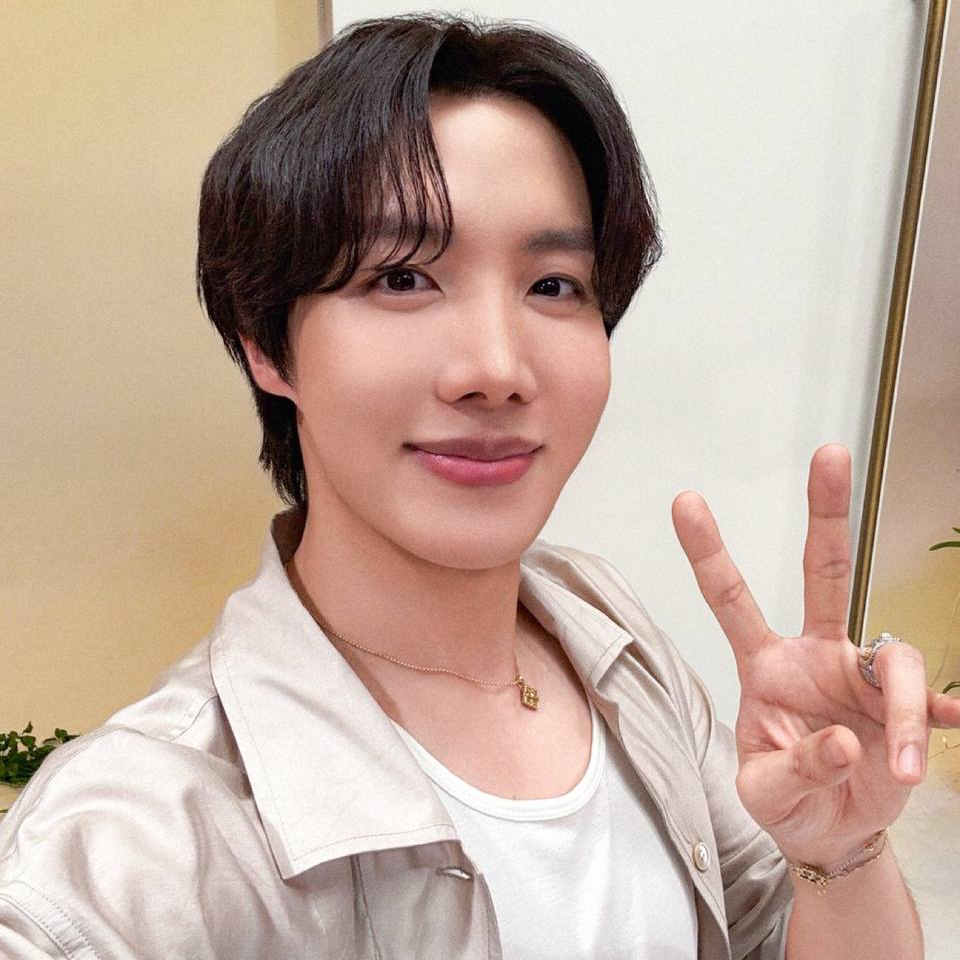 Behind-the-scenes cut of j-hope (BTS)