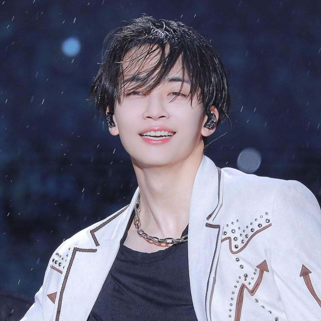 Behind-the-scenes cut of Jeonghan (SEVENTEEN)