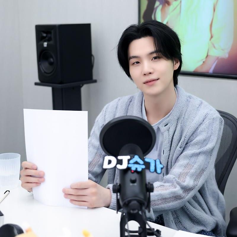 슈가 (방탄소년단)의 최신 사진