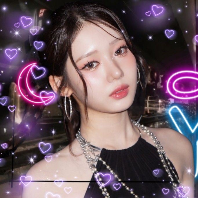 Latest photo of Rora (BABYMONSTER)