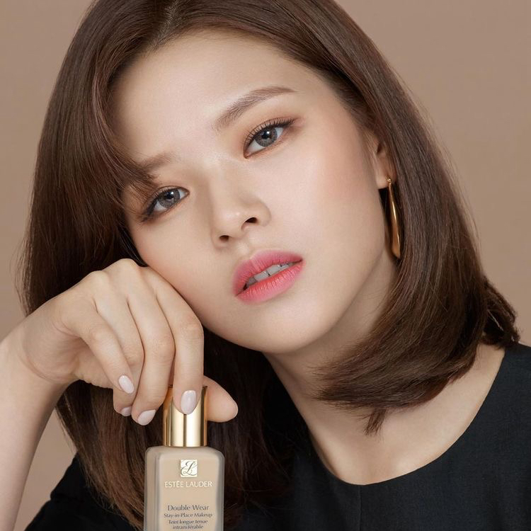 A moment captured by Jeongyeon (TWICE)'s fan