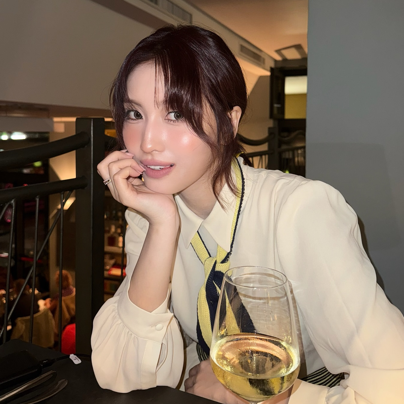 Foto terbaru Momo (TWICE)