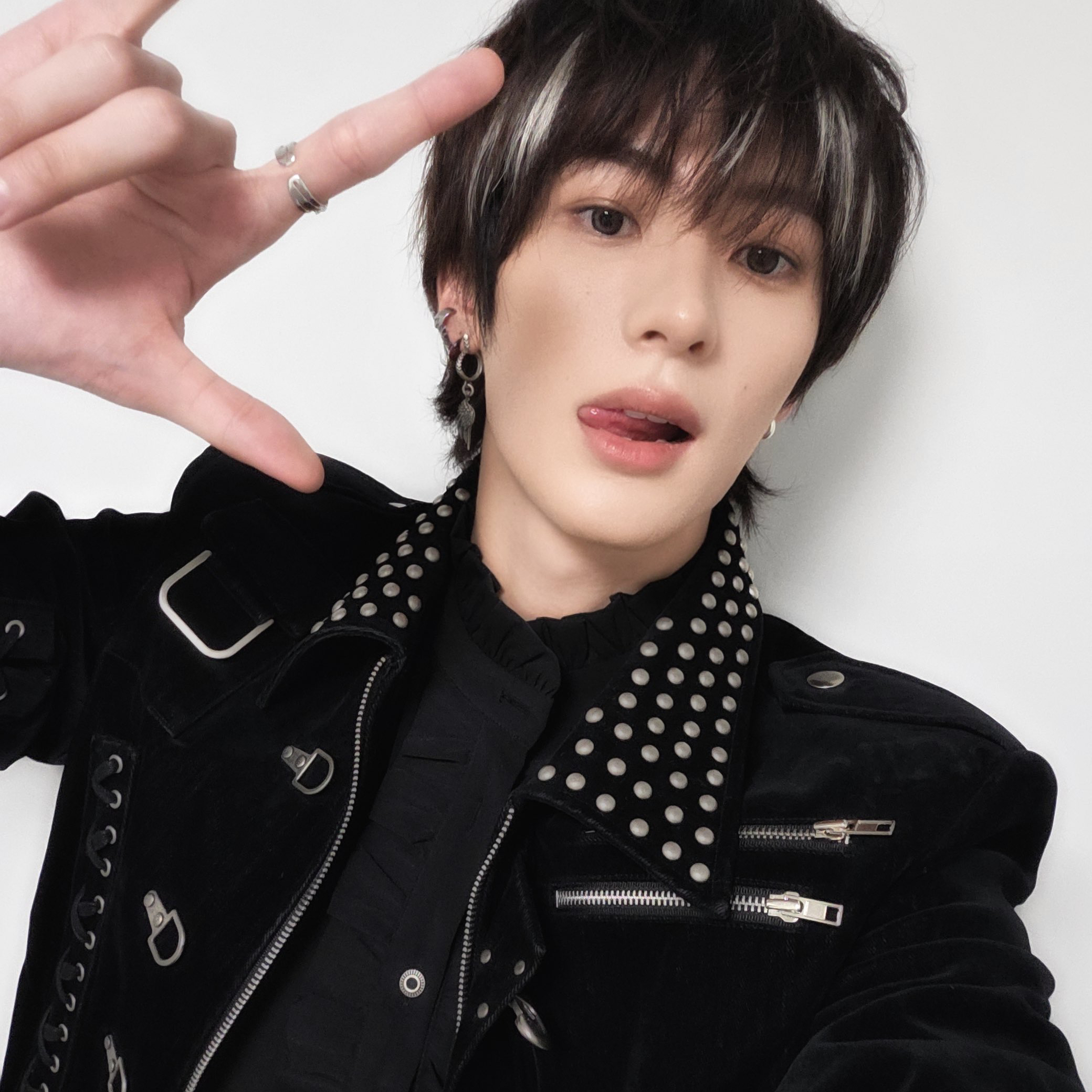 Recent activity shot of Anton (RIIZE)