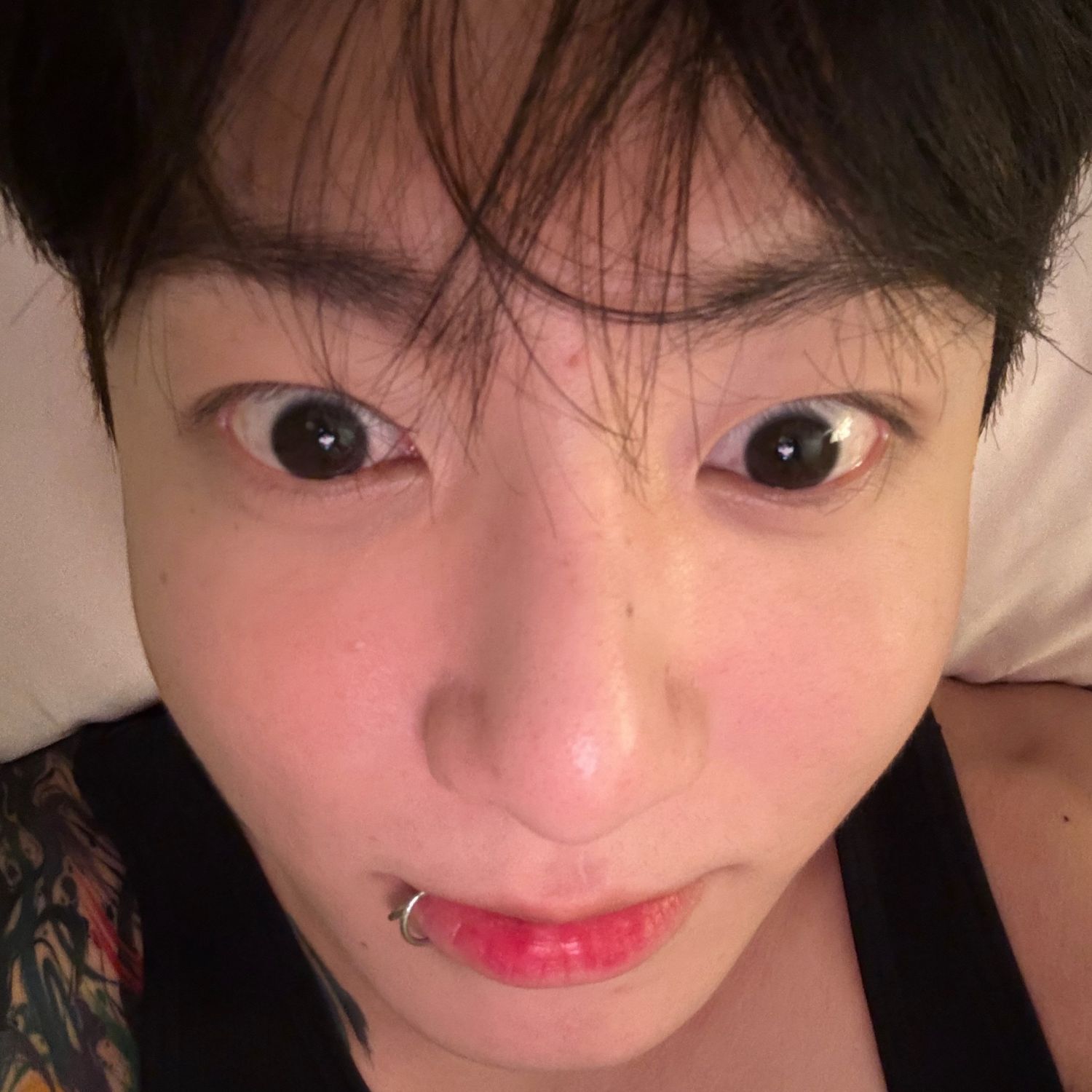 Behind-the-scenes cut of BTS