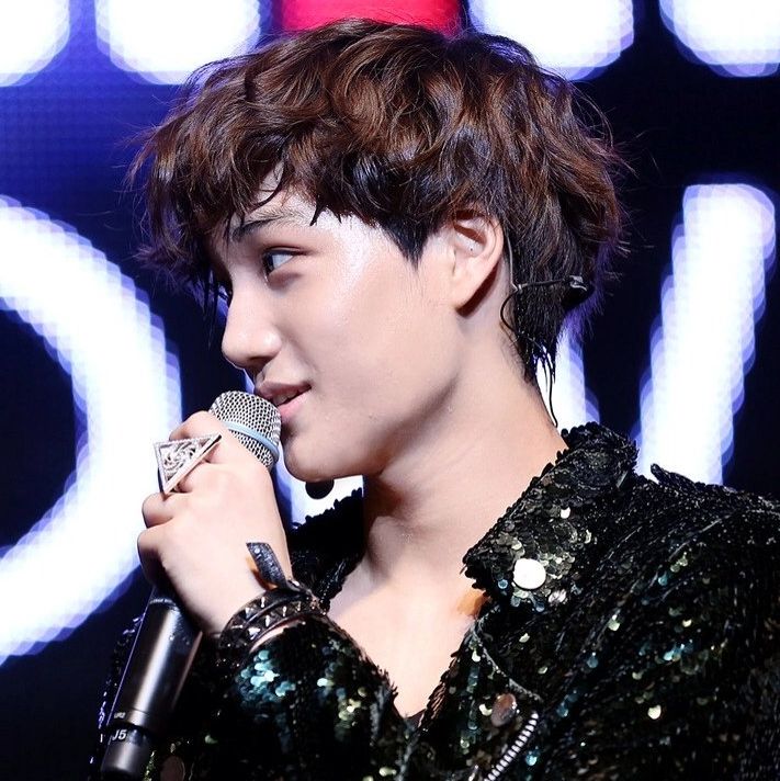 Kai (EXO)的最新照片