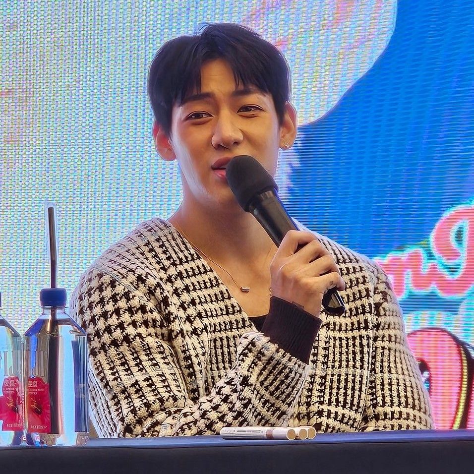 Momen yang diabadikan oleh penggemar Bambam (GOT7)