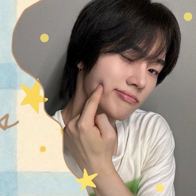 Behind-the-scenes cut of Jungsu (Xdinary Heroes)