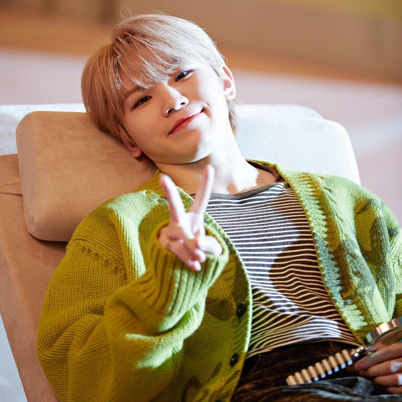 A moment captured by Woozi (SEVENTEEN)'s fan