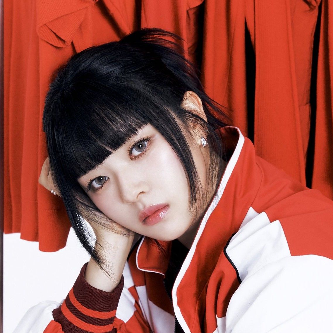 Latest photo of Jeongyeon (TWICE)