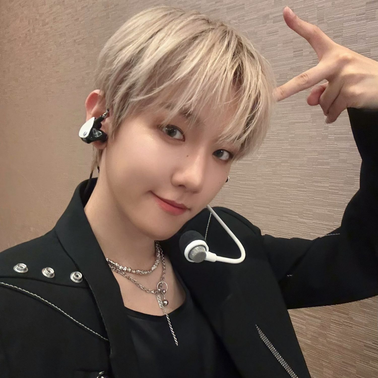 伯賢 (EXO)粉絲拍下的瞬間