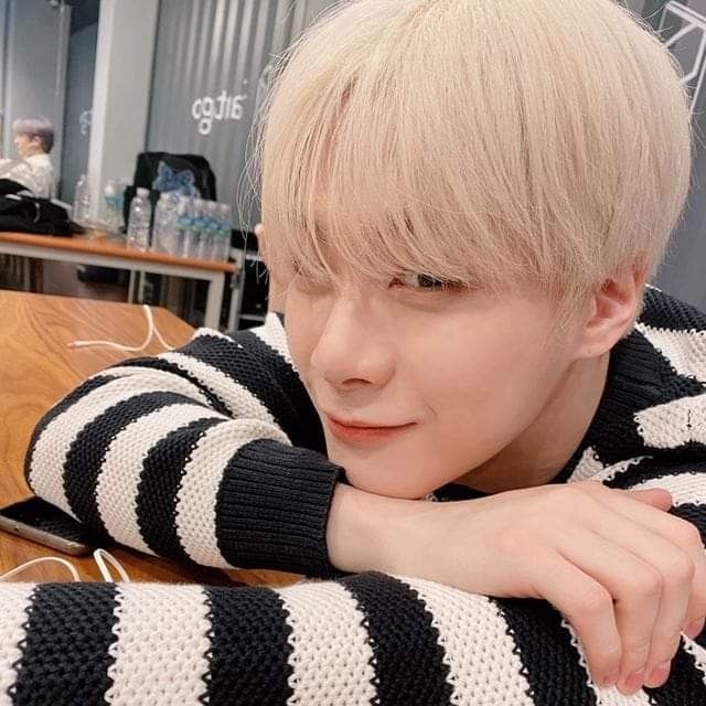 Latest photo of Moonbin (ASTRO)