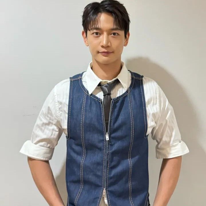 Recent activity shot of Minho (SHINee)