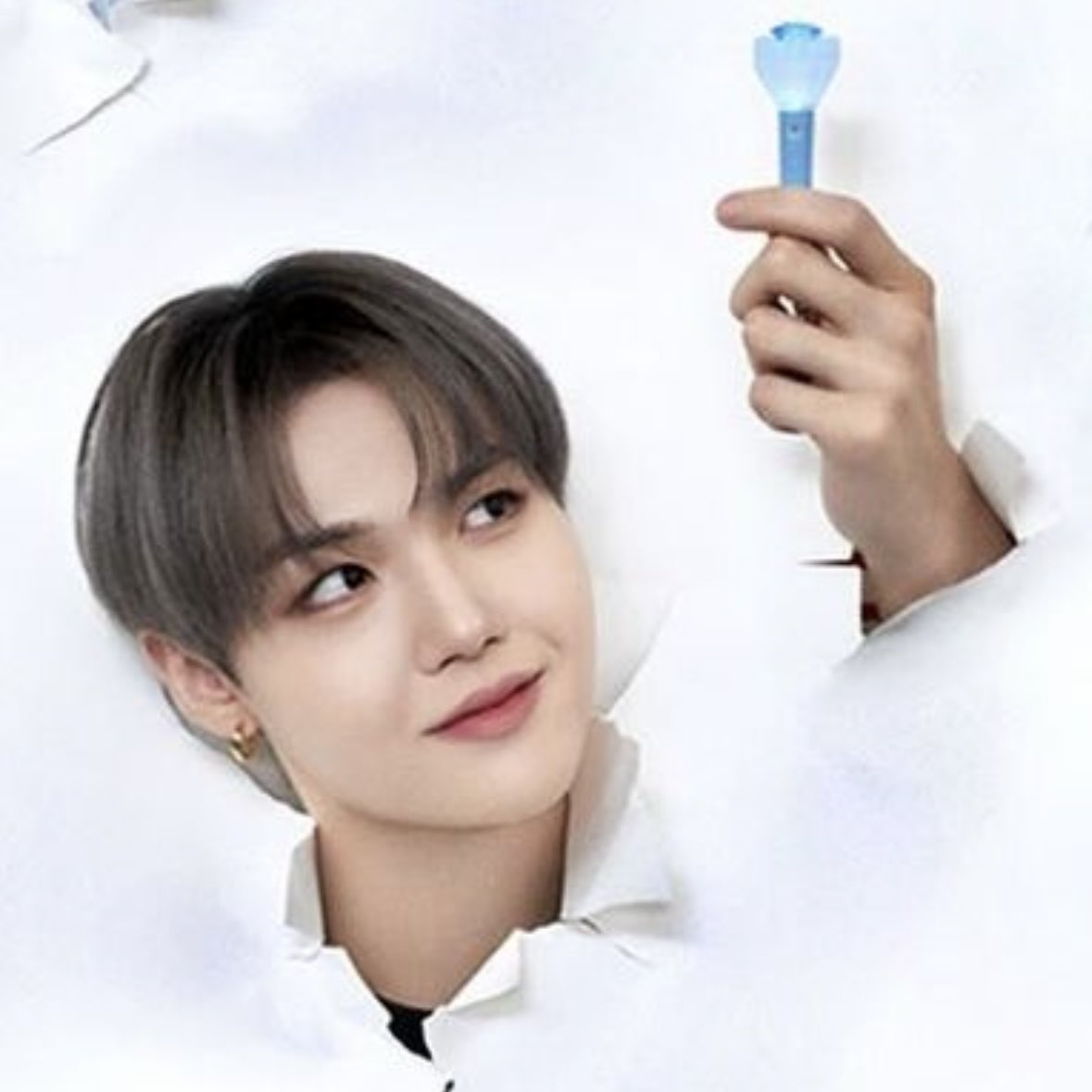 Latest photo of Doyoung (TREASURE)