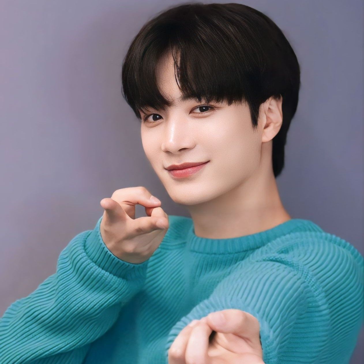 Behind-the-scenes cut of Kim Jonghyeon