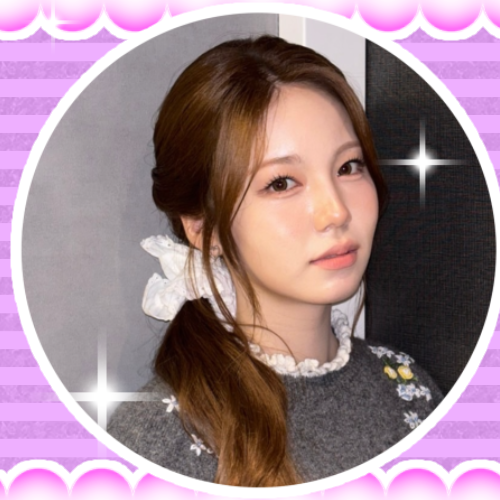 Recent activity shot of Ayaka (NiziU)