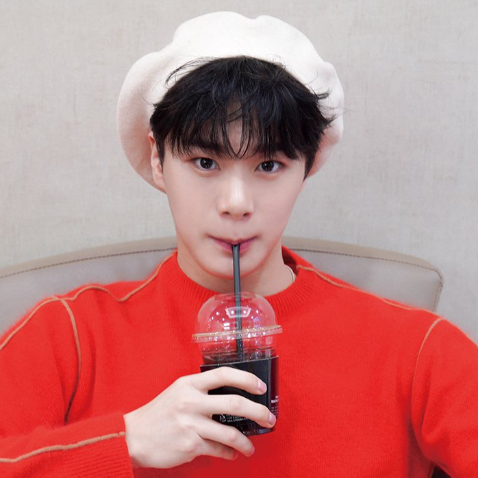 Latest photo of Moonbin (ASTRO)