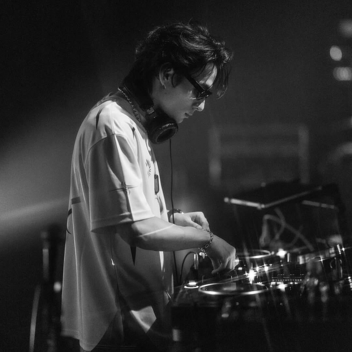A moment captured by Nishi Hiroto (INI)'s fan