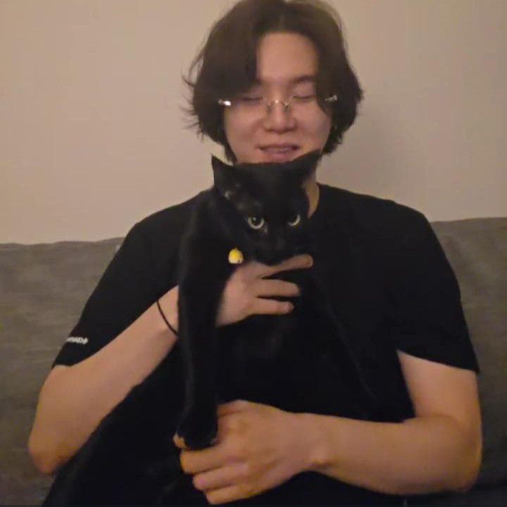 SUGA (BTS)の最近の活動写真