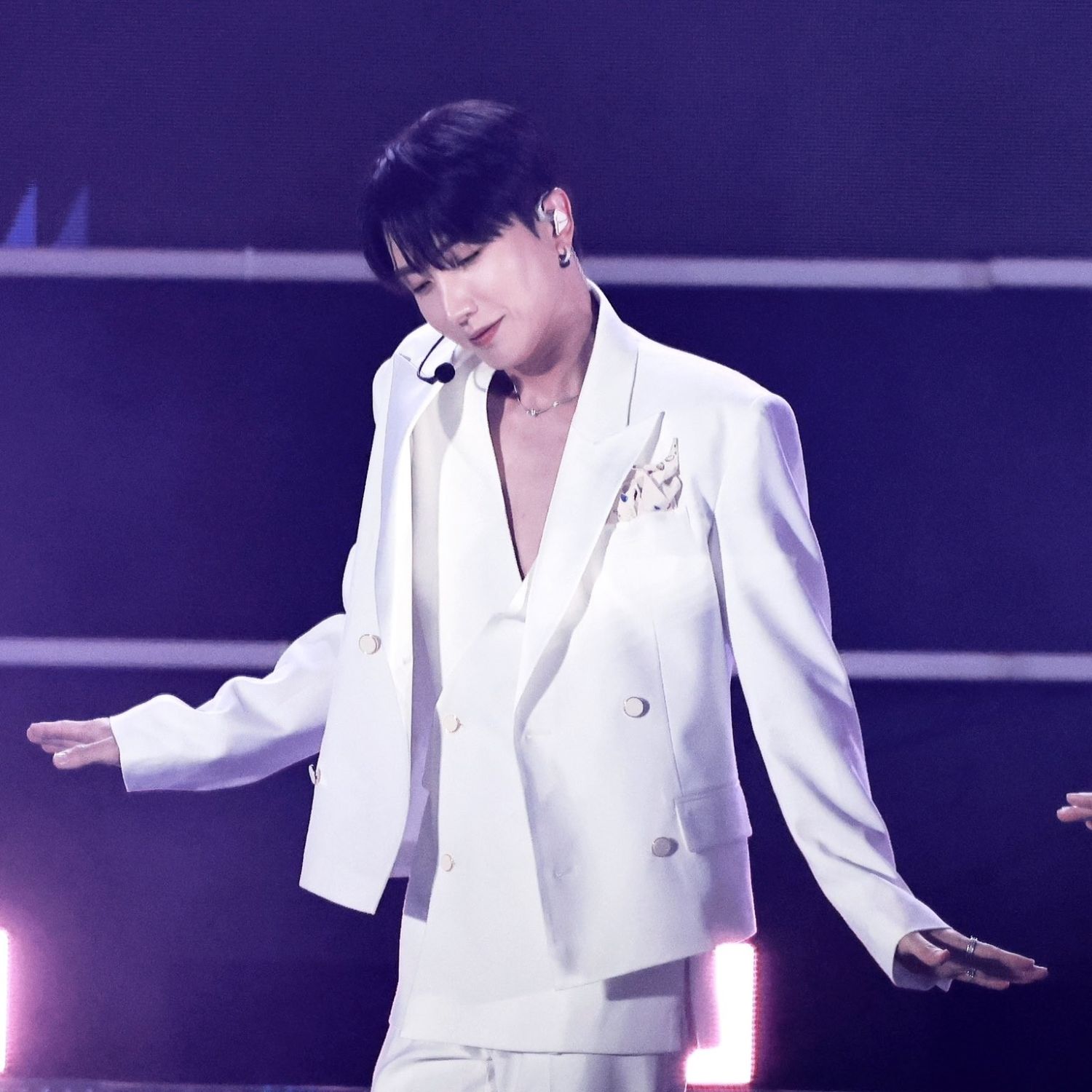Latest photo of Leeteuk (Super Junior)