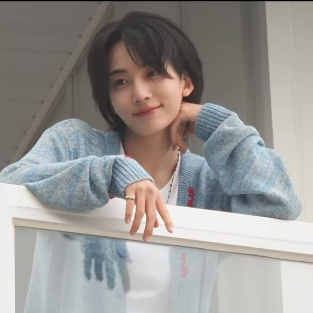 Latest photo of Jeonghan (SEVENTEEN)