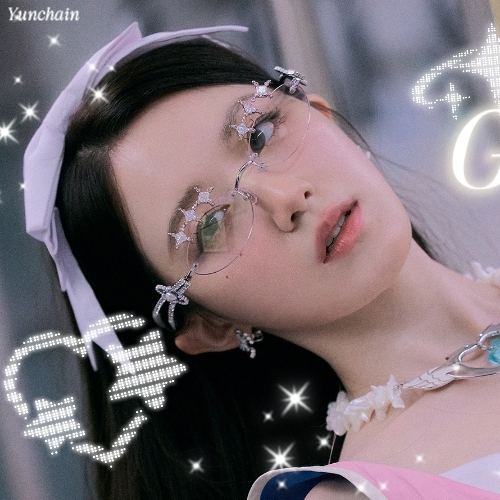 Latest photo of Shuhua (i-dle)