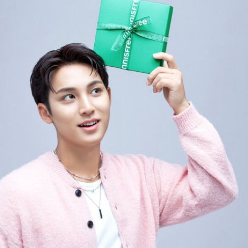 Behind-the-scenes cut of Mingyu (SEVENTEEN)