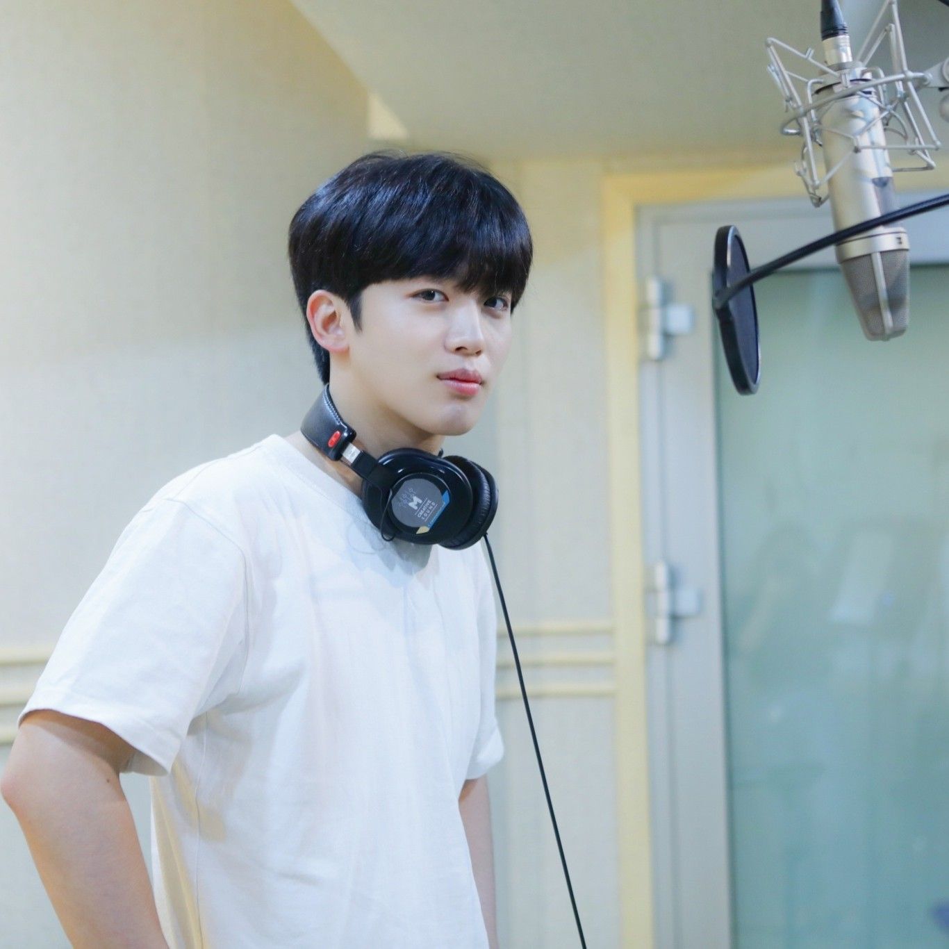 Latest photo of Kim Yohan (WEi)