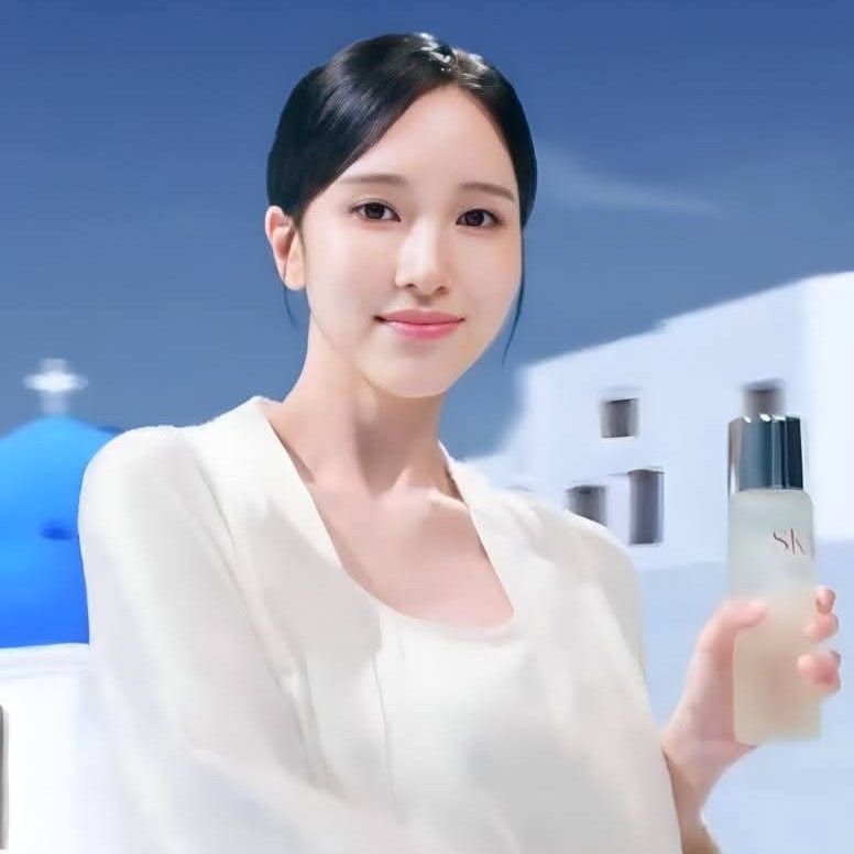 Latest photo of Mina (TWICE)