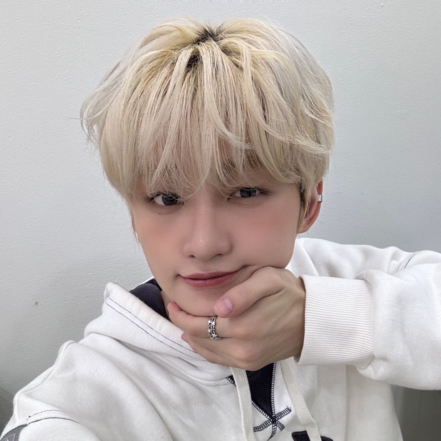 Behind-the-scenes cut of Jihoon (TWS)