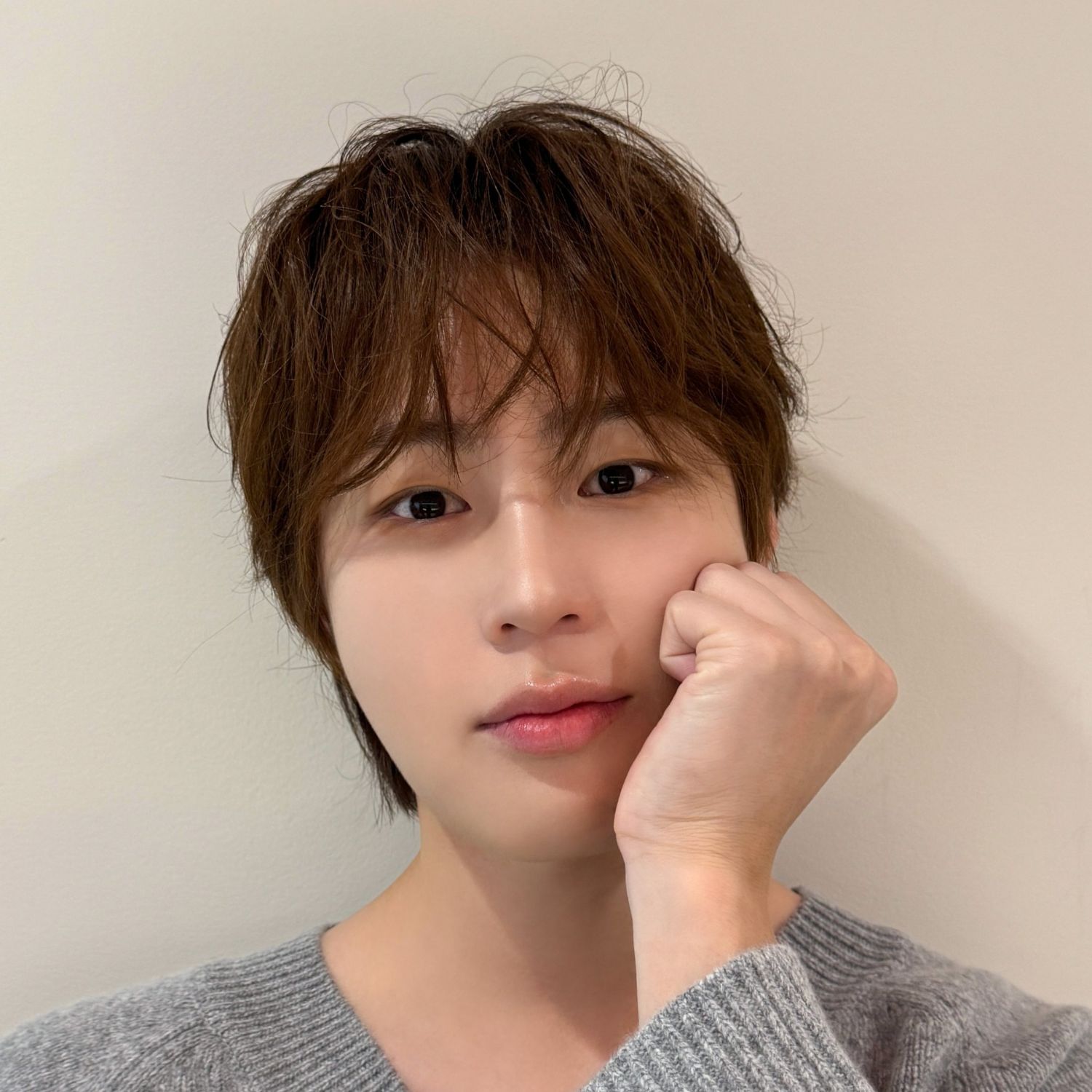 Recent activity shot of Ha Sungwoon