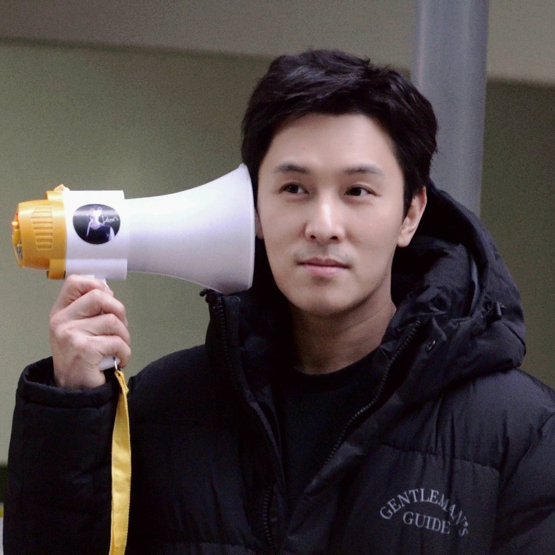 Latest photo of Kim Dongwan (SHINHWA)