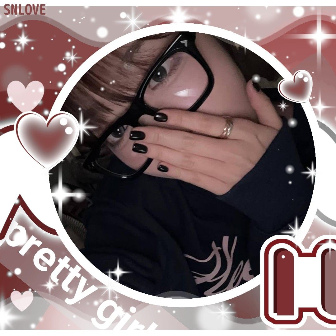 Latest photo of Chloe (cignature)