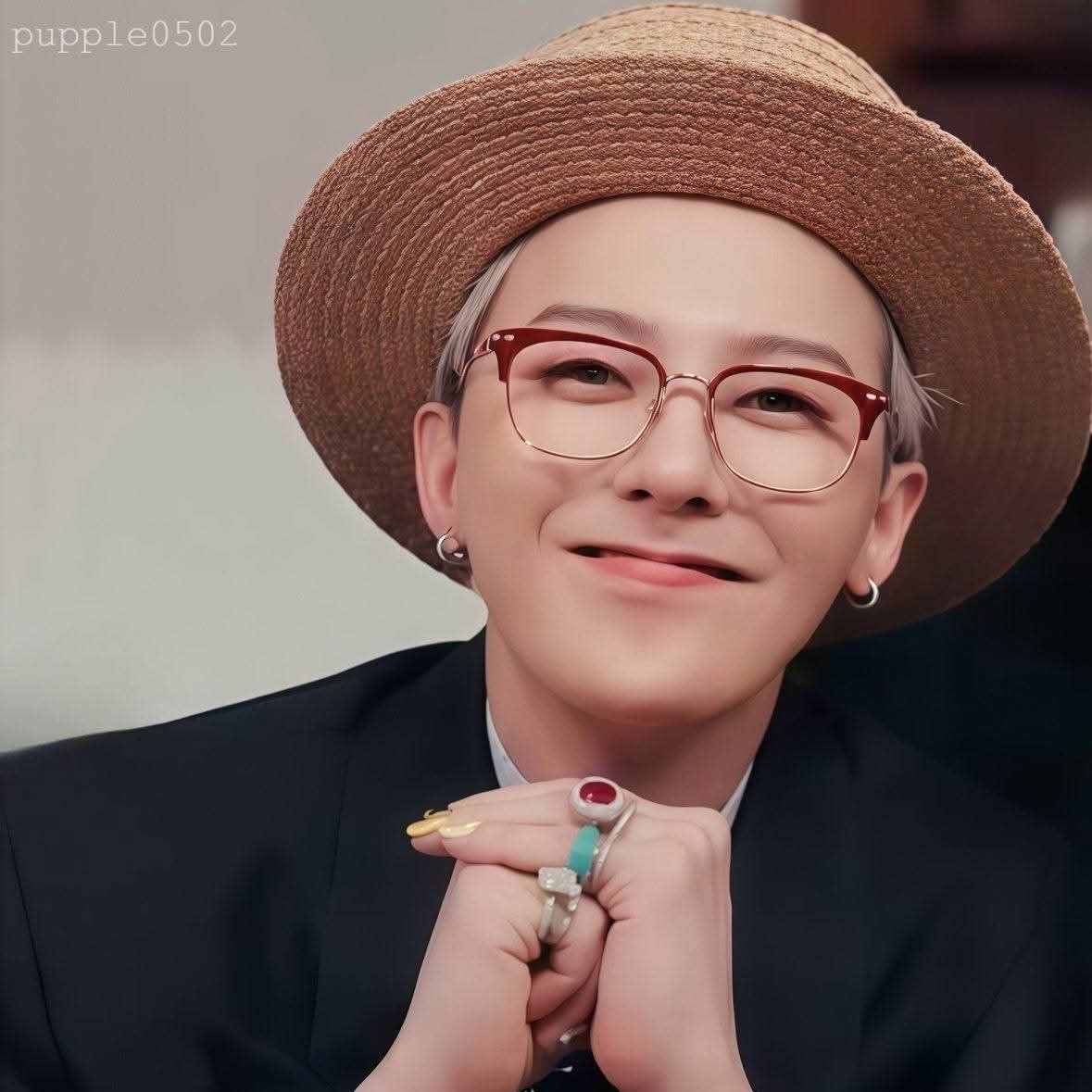 Latest photo of G-DRAGON (BIGBANG)