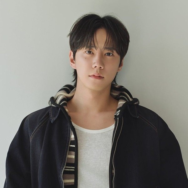 Shining profile picture of Lee Junyoung on today's Choeaedol