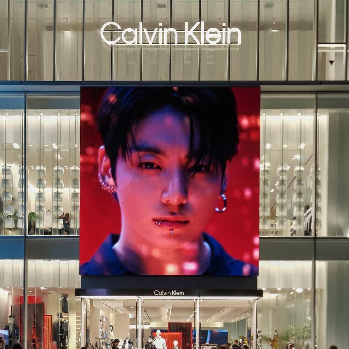 Momen yang diabadikan oleh penggemar Jungkook (BTS)