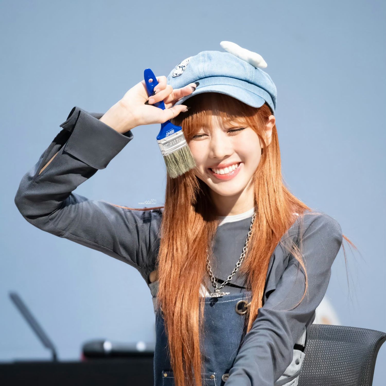 A moment captured by DREAMCATCHER's fan