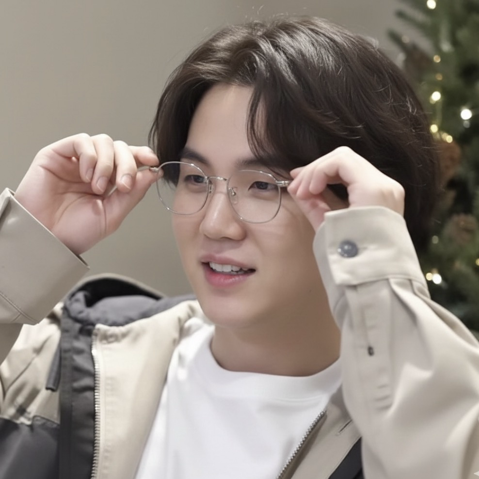 Potret di balik layar SUGA (BTS)