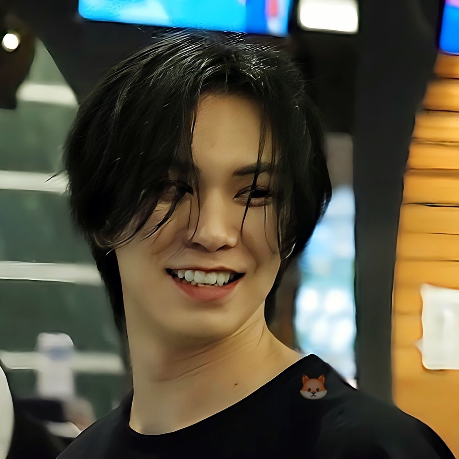 A moment captured by Rocky's fan